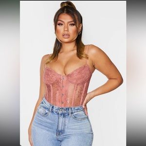 Corset prettylittlething, deep rose color, size small 2